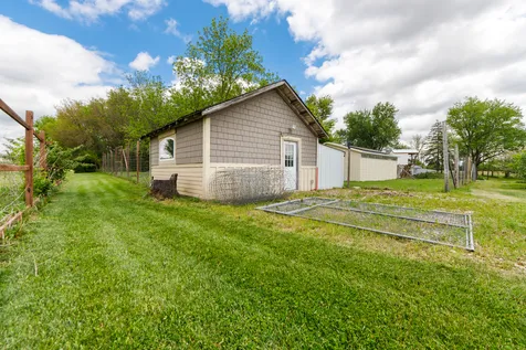 9909 Winn Road Spring Grove IL 60081
