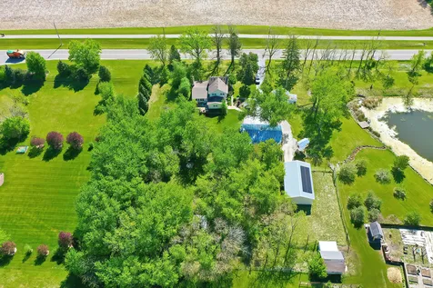 9909 Winn Road Spring Grove IL 60081