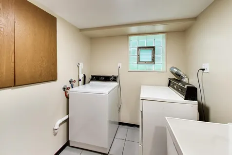 3135 South Lowe Avenue Chicago IL 60616
