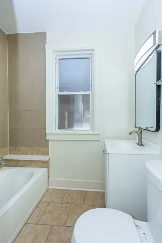 56 West 76th Street Chicago IL 60620