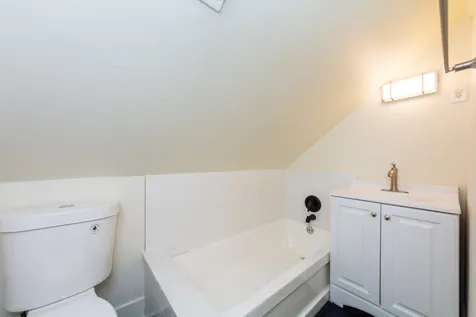 56 West 76th Street Chicago IL 60620