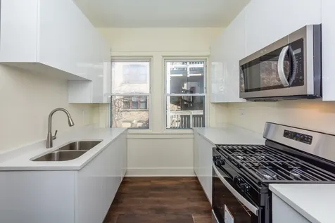 56 West 76th Street Chicago IL 60620