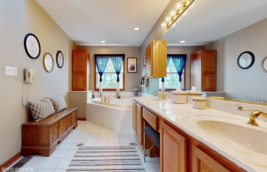 1640 South Newton Avenue Park Ridge IL 60068