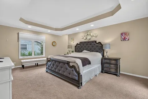 14637 West River Oaks Drive Lincolnshire IL 60069