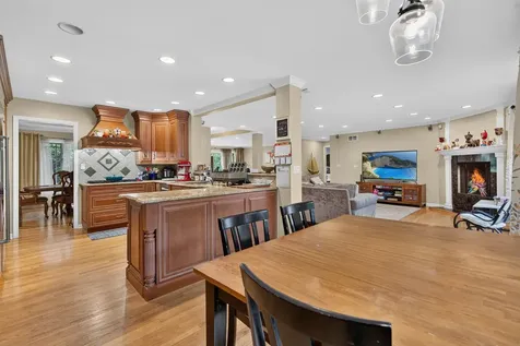 14637 West River Oaks Drive Lincolnshire IL 60069