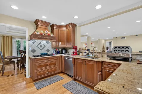 14637 West River Oaks Drive Lincolnshire IL 60069