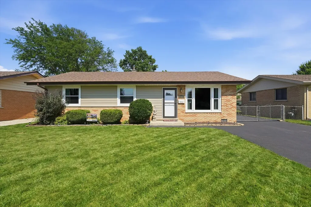 13111 Fairway Drive Crestwood IL 60418