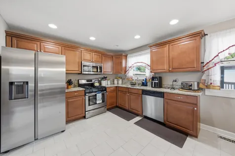 13111 Fairway Drive Crestwood IL 60418
