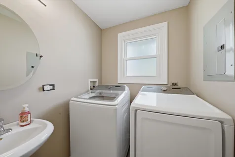 13111 Fairway Drive Crestwood IL 60418