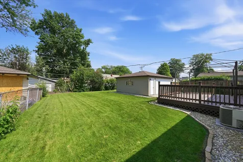 13111 Fairway Drive Crestwood IL 60418