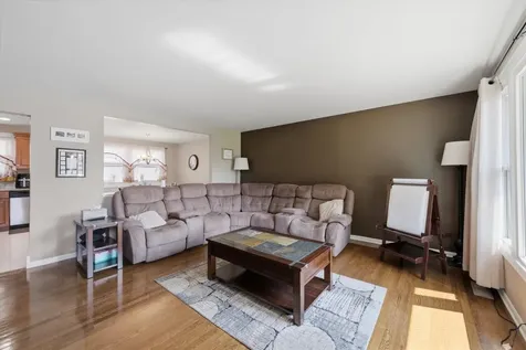 13111 Fairway Drive Crestwood IL 60418