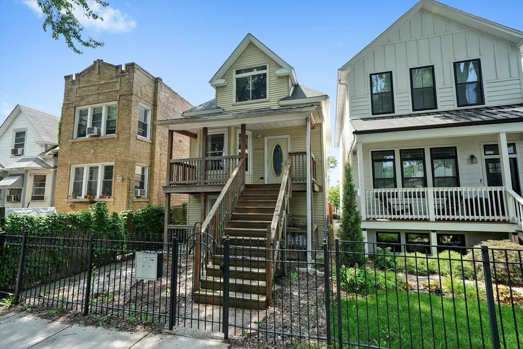 4614 North Springfield Avenue Chicago IL 60625