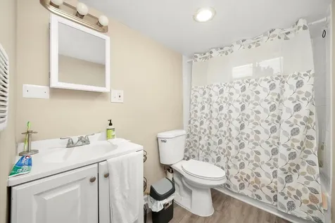 4614 North Springfield Avenue Chicago IL 60625