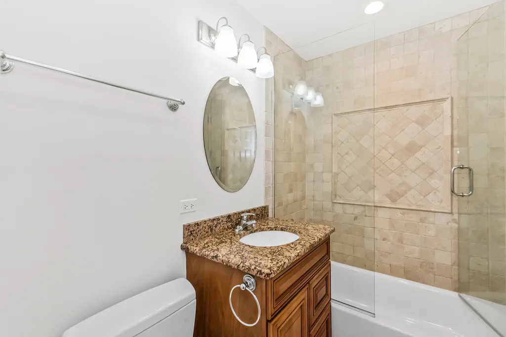 232 Thelin Court Wilmette IL 60091