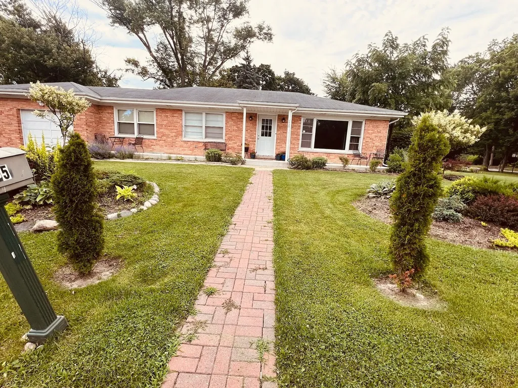1725 Happ Road Northbrook IL 60062