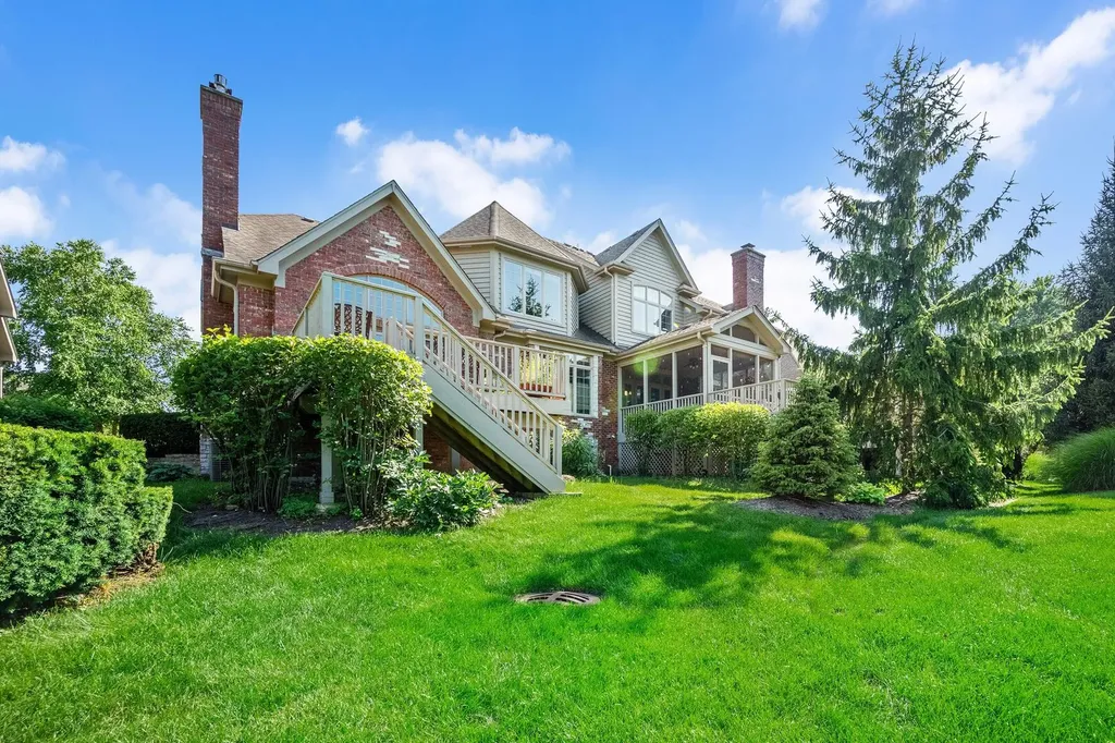 2454 Durand Drive Downers Grove IL 60516