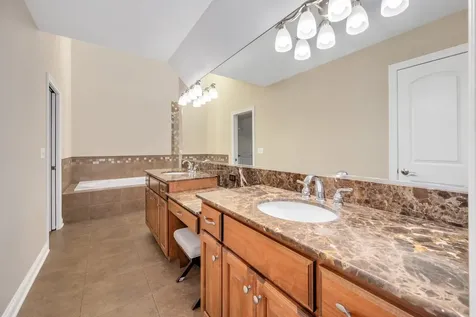 2454 Durand Drive Downers Grove IL 60516