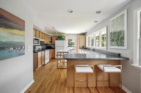 264 Biltmore Drive North Barrington IL 60010