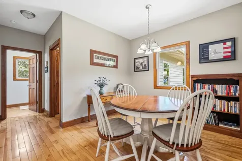 4 North Acorn Court Galena IL 61036