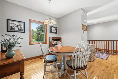 4 North Acorn Court Galena IL 61036