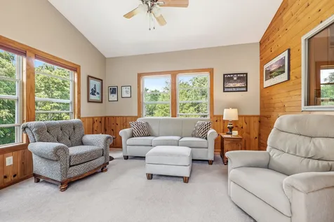 4 North Acorn Court Galena IL 61036