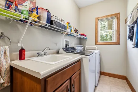 4 North Acorn Court Galena IL 61036