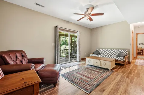 4 North Acorn Court Galena IL 61036