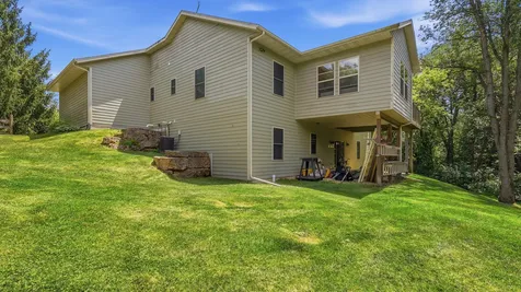 4 North Acorn Court Galena IL 61036
