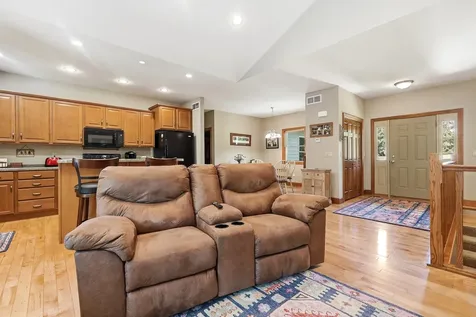 4 North Acorn Court Galena IL 61036