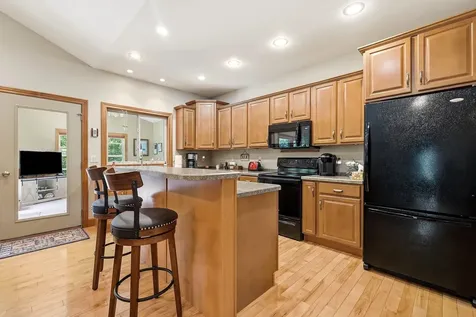 4 North Acorn Court Galena IL 61036