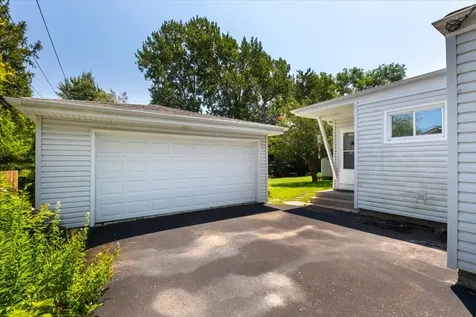 17 South Walnut Street Palatine IL 60067