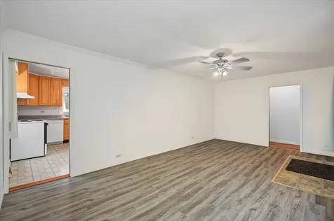 17 South Walnut Street Palatine IL 60067
