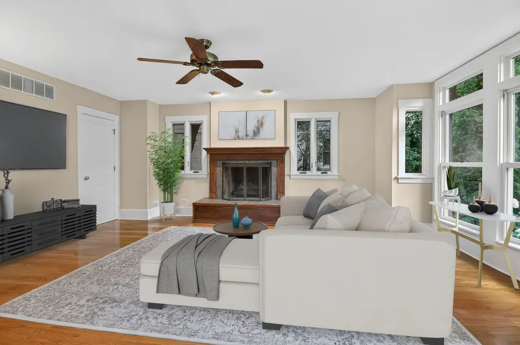 2 South Stough Street Hinsdale IL 60521