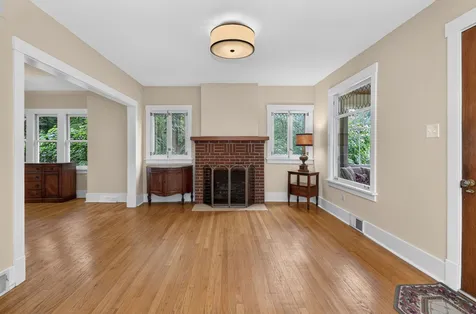 2 South Stough Street Hinsdale IL 60521