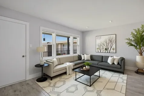 2537 East 83rd Street Chicago IL 60617