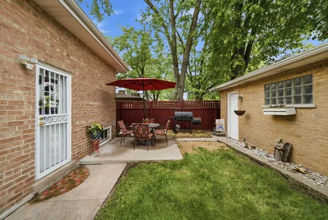 17904 Arcadia Avenue Lansing IL 60438