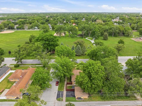 17904 Arcadia Avenue Lansing IL 60438