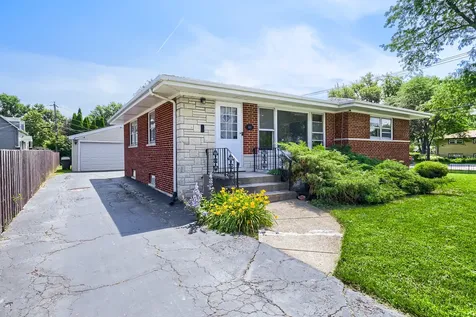 603 North Wilshire Lane Arlington Heights IL 60004