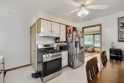 603 North Wilshire Lane Arlington Heights IL 60004