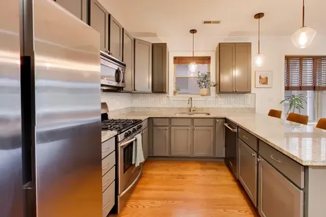 1935 North Sawyer Avenue Chicago IL 60647