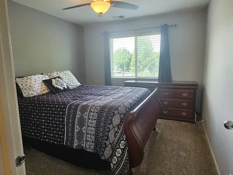 1811 Candlelight Circle Montgomery IL 60538