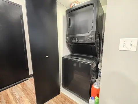 565 West Quincy Street Chicago IL 60661