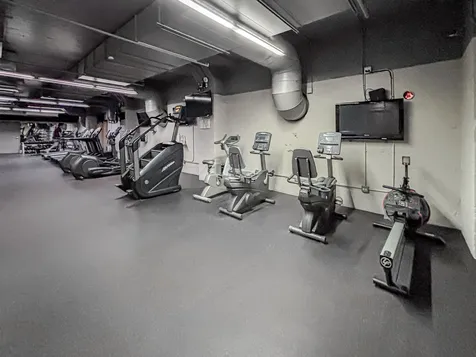 565 West Quincy Street Chicago IL 60661