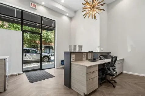 2223 West Belmont Avenue Chicago IL 60618