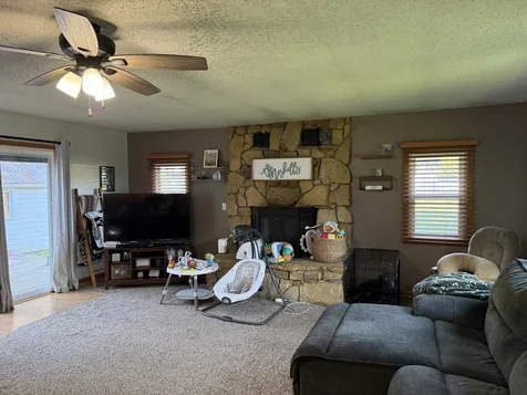 805 South 5th Street Oregon IL 61061