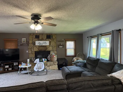 805 South 5th Street Oregon IL 61061