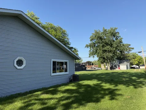 805 South 5th Street Oregon IL 61061