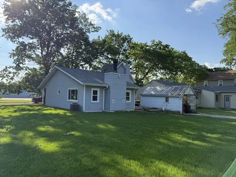 805 South 5th Street Oregon IL 61061
