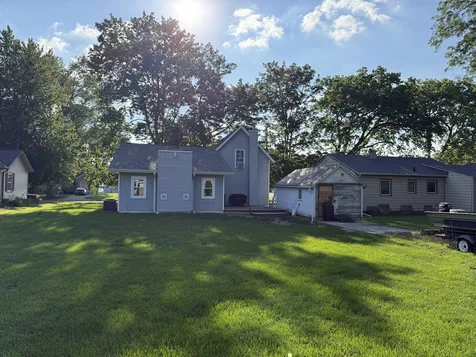 805 South 5th Street Oregon IL 61061