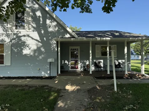 805 South 5th Street Oregon IL 61061